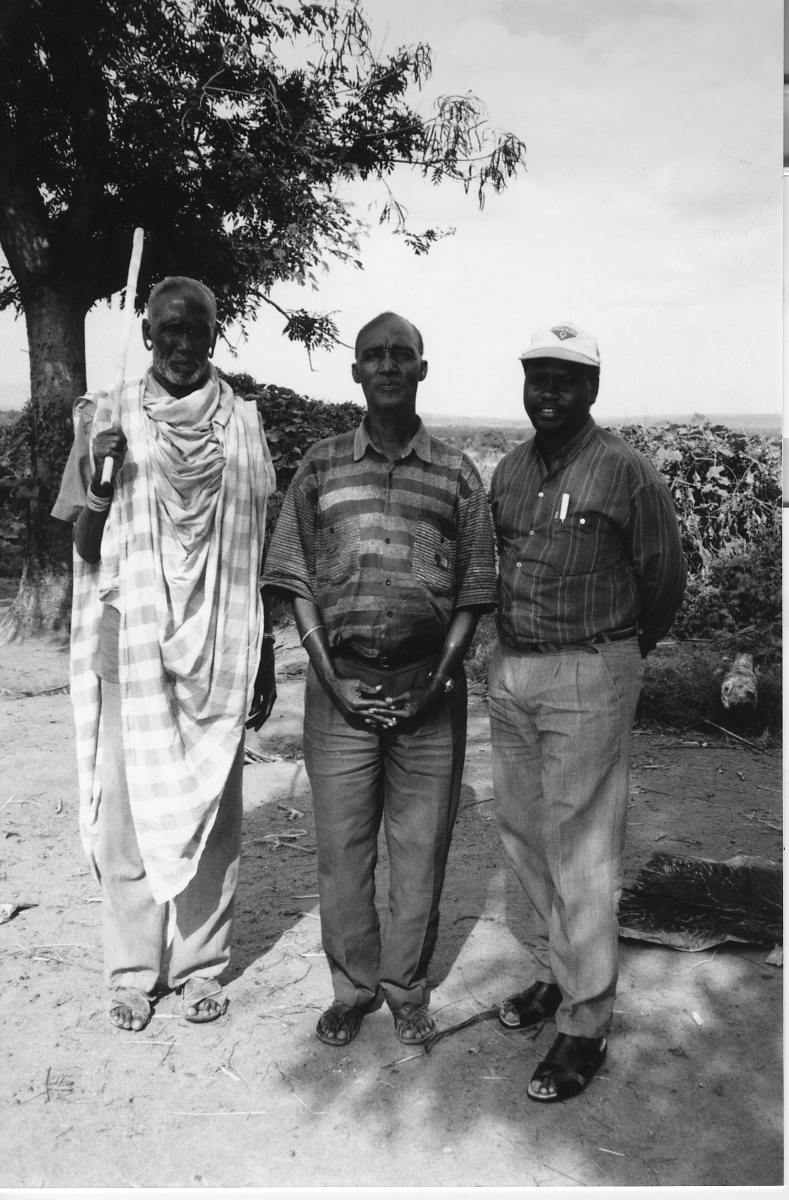 A photograph of Ginanani Chokora and Gejera Ginanani at Kyendege.